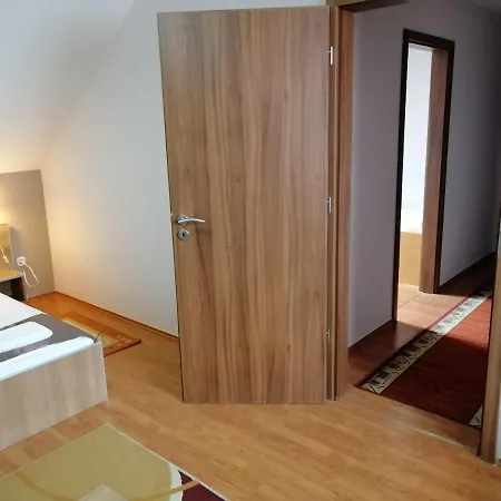 Csipkeház