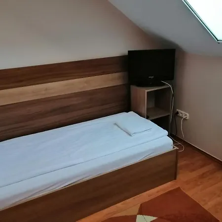 Csipkeház Vendégház 3*