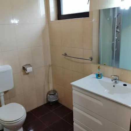 Csipkehaz Guest house *