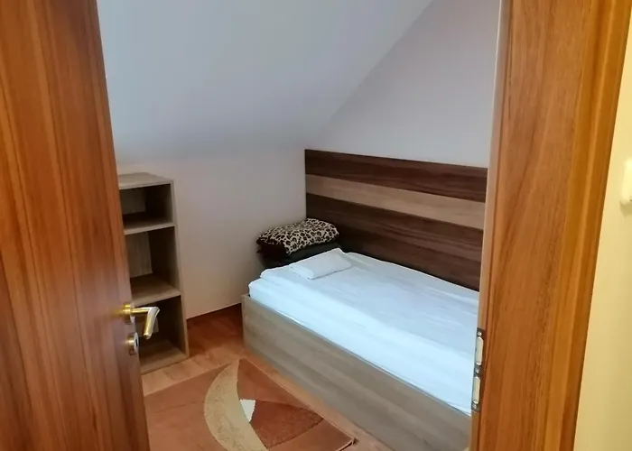 Guest house Csipkehaz Cserkeszolo
