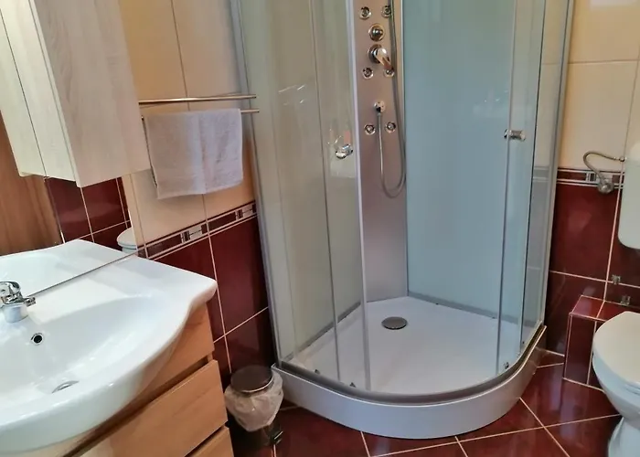 Csipkehaz Cserkeszolo